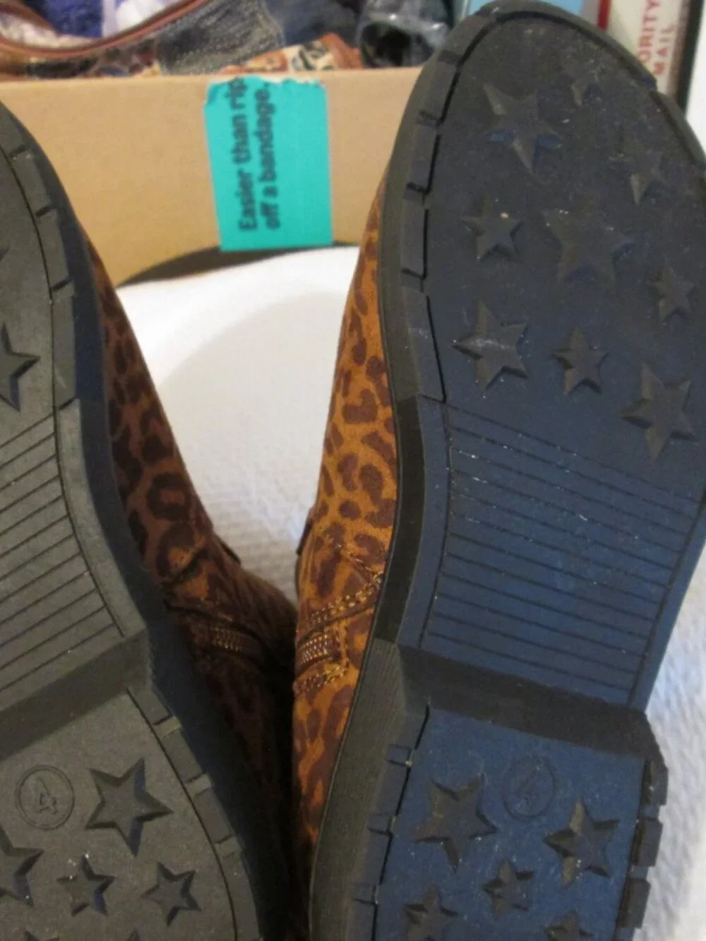 Cat & Jack Girl's Cheeta Print Chelsea Boots Size 4